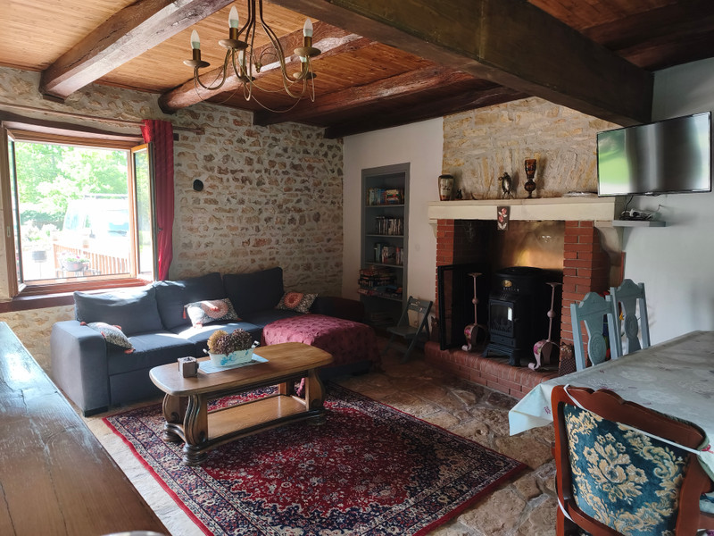 French property for sale in Brux, Vienne - €264,825 - photo 7