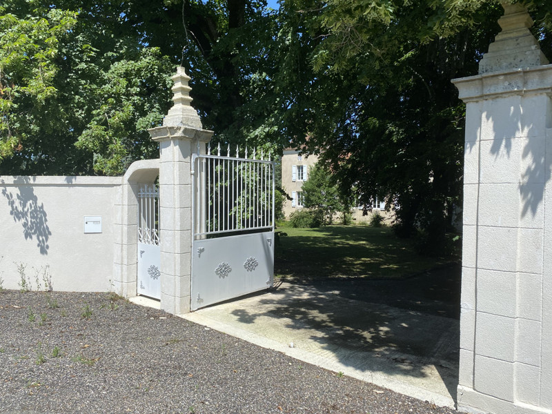 French property for sale in Trémons, Lot-et-Garonne - &#8364;773,800 - photo 4