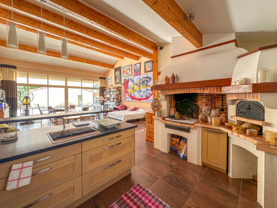 French property for sale in Migron, Charente-Maritime - €374,500 - photo 5