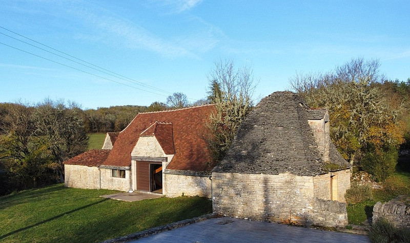 French property for sale in Montgesty, Lot - €527,000 - photo 2