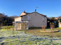 Maison à vendre à Val-de-Bonnieure, Charente - 88 000 € - photo 3